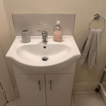 Accomodation * Γκάλγουεϊ